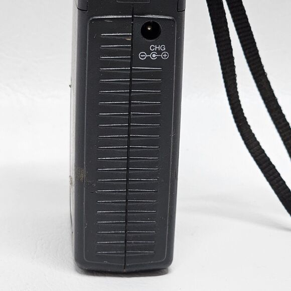 RadioShack Citizens Band CB Transceiver – Untested, No Charger, As-Is - Picture 6 of 13